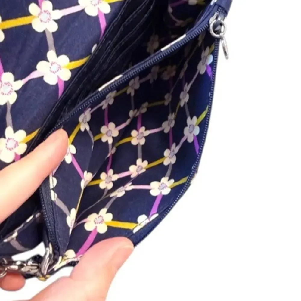 Vera Bradley gorgeous vera
